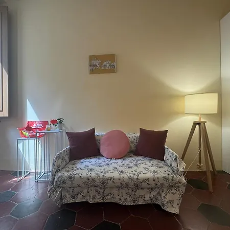 Le Due Torri In Rione Monti Apartament